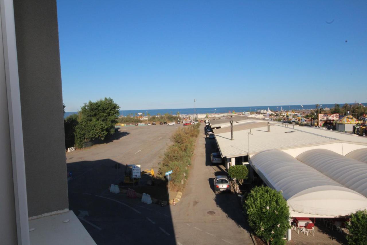 Ohana Holiday Rooms Rosolina Mare Extérieur photo